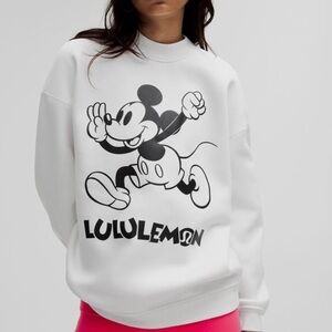 Lululemon Oversized x Disney Pullover